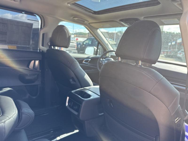 new 2026 Kia Carnival car, priced at $45,850