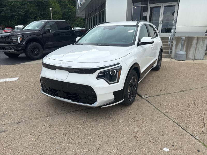 new 2025 Kia Niro EV car, priced at $31,500