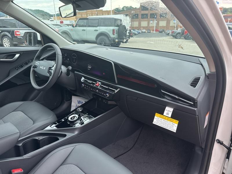 new 2025 Kia Niro EV car, priced at $31,500