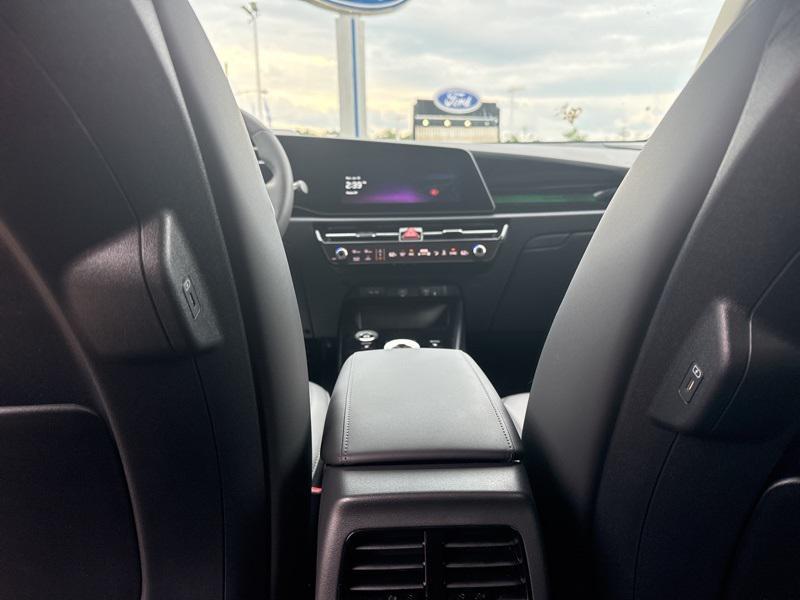 new 2025 Kia Niro EV car, priced at $31,500