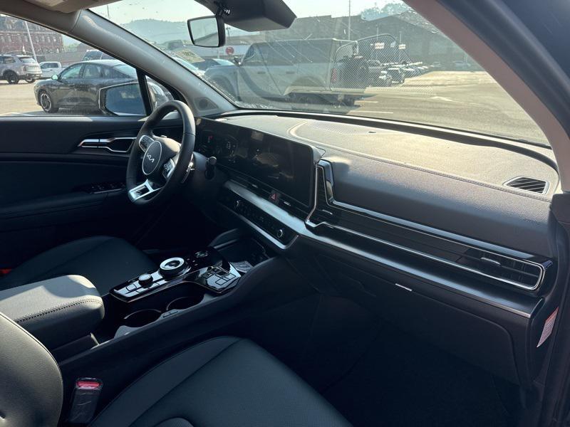 new 2025 Kia Sportage Hybrid car, priced at $30,952