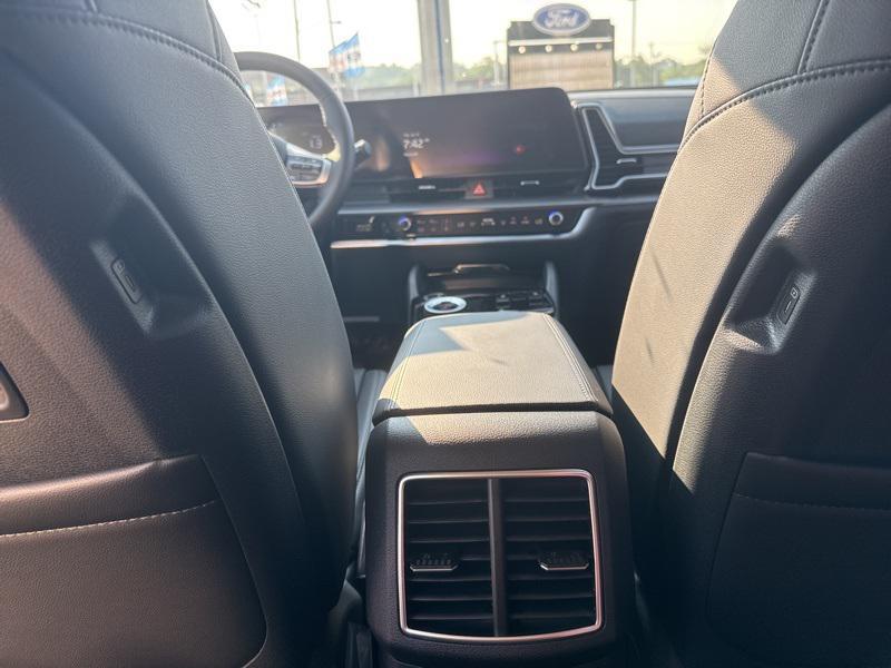 new 2025 Kia Sportage Hybrid car, priced at $30,952