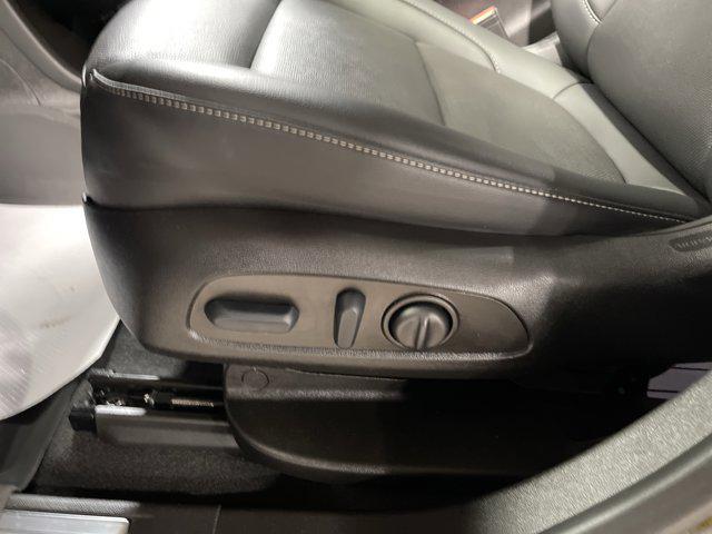 used 2022 GMC Acadia car, priced at $30,997