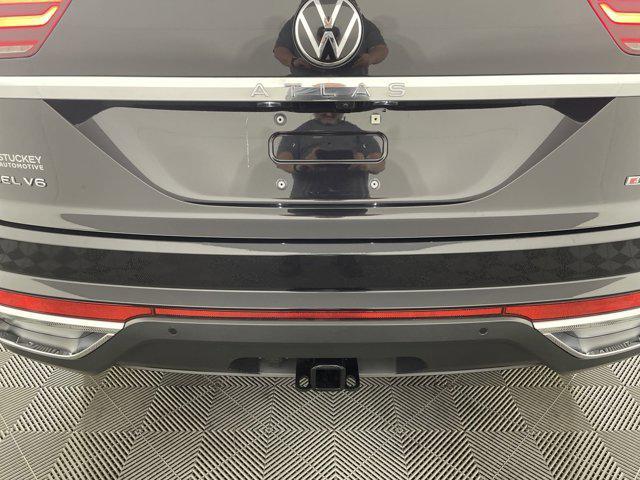 used 2021 Volkswagen Atlas Cross Sport car, priced at $27,997