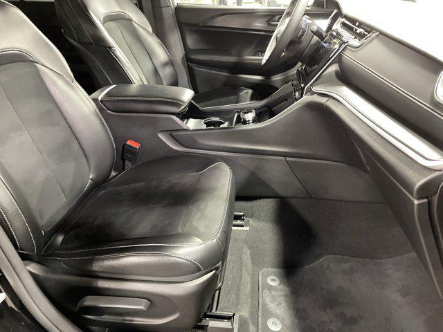 used 2024 Jeep Grand Cherokee L car, priced at $31,997