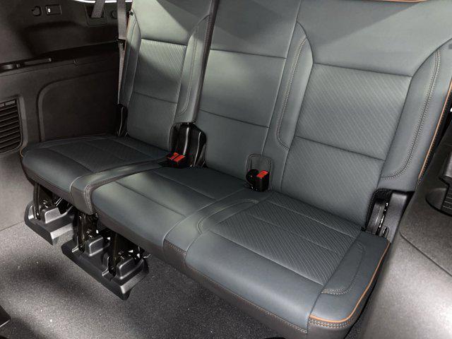 new 2025 GMC Yukon XL car, priced at $89,606