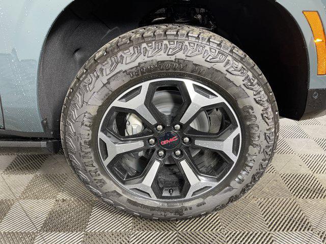 new 2025 GMC Yukon XL car, priced at $89,606