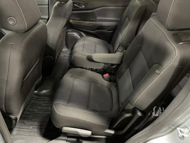 used 2023 GMC Acadia car, priced at $28,997