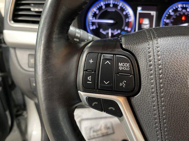 used 2019 Toyota Highlander car, priced at $28,997