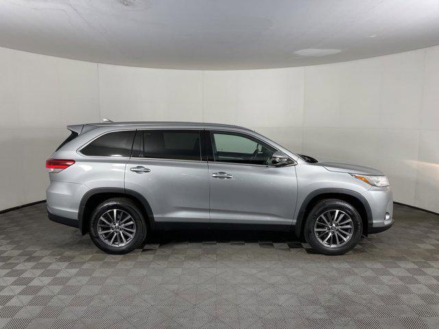 used 2019 Toyota Highlander car, priced at $28,997