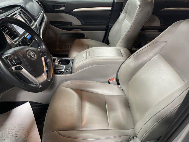used 2019 Toyota Highlander car, priced at $23,997