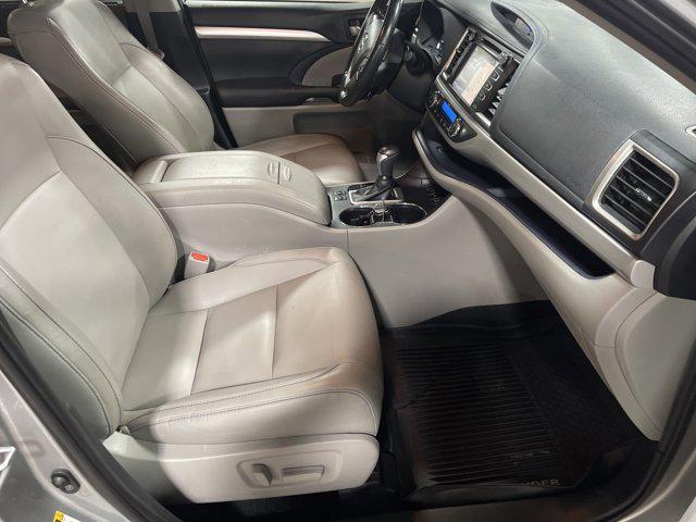 used 2019 Toyota Highlander car, priced at $23,997