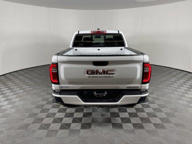 new 2024 GMC Canyon car, priced at $38,076