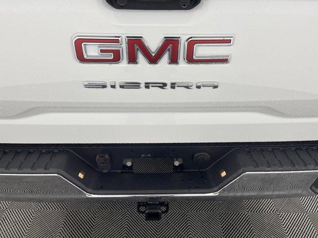 new 2025 GMC Sierra 1500 car, priced at $44,095