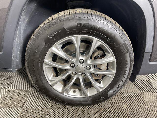 used 2019 Jeep Cherokee car, priced at $17,497