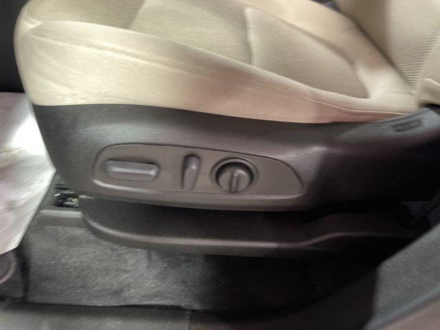 used 2023 Chevrolet Traverse car, priced at $32,497