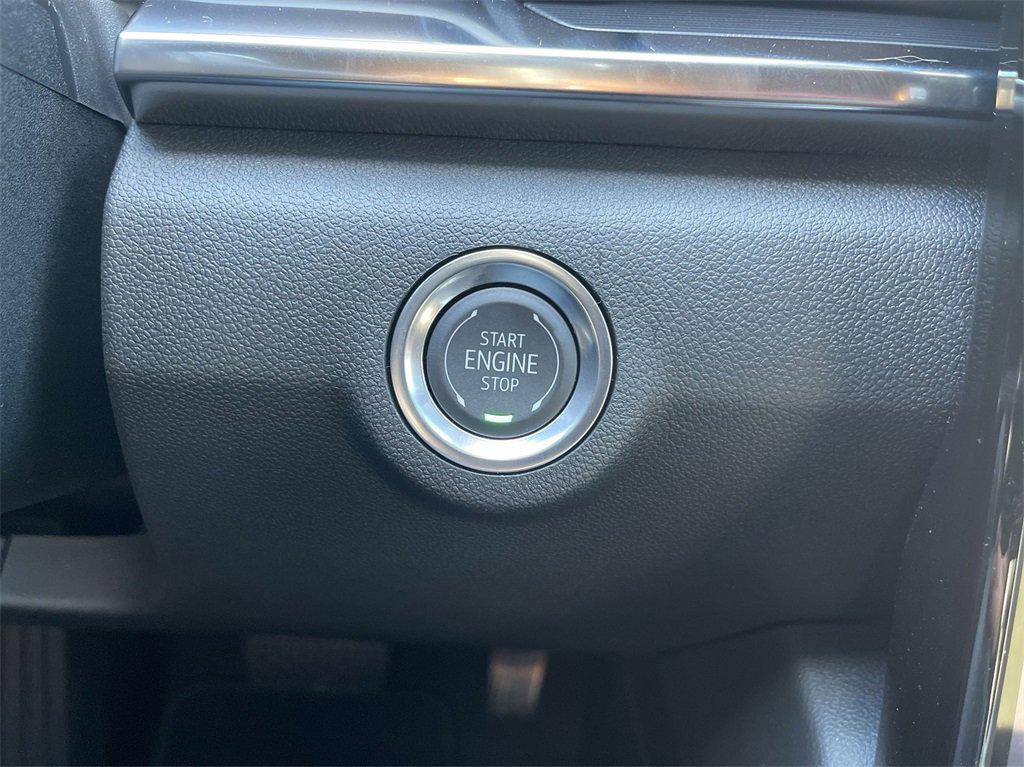 new 2025 GMC Terrain car, priced at $30,984
