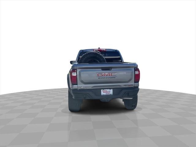 new 2024 GMC Canyon car