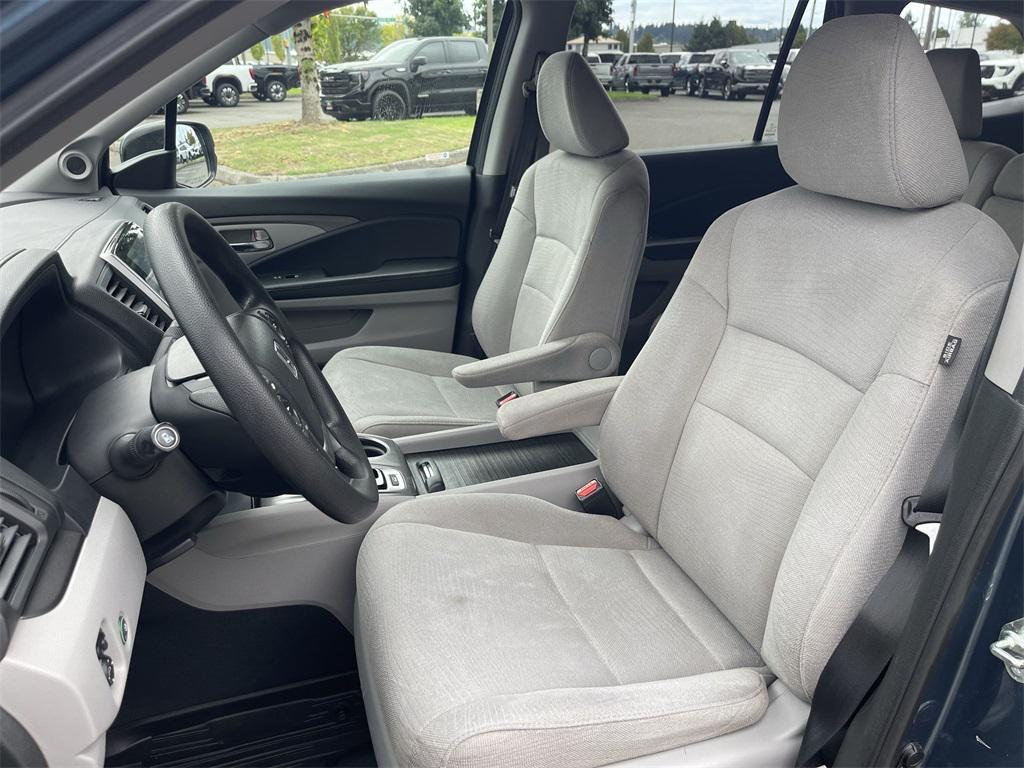 used 2017 Honda Pilot car, priced at $14,994