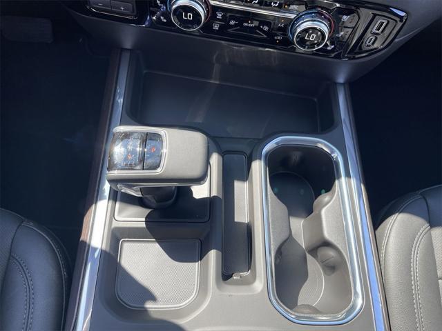 new 2025 GMC Sierra 1500 car, priced at $61,074