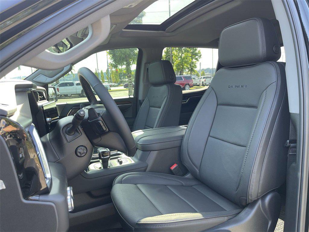 new 2025 GMC Sierra 1500 car, priced at $72,894
