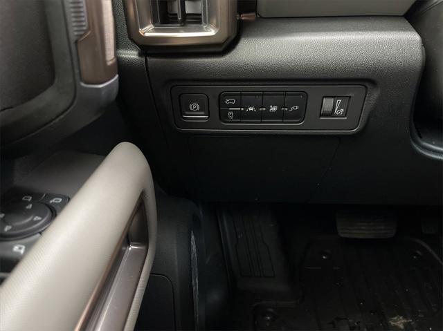 new 2025 GMC HUMMER EV SUV car, priced at $89,019