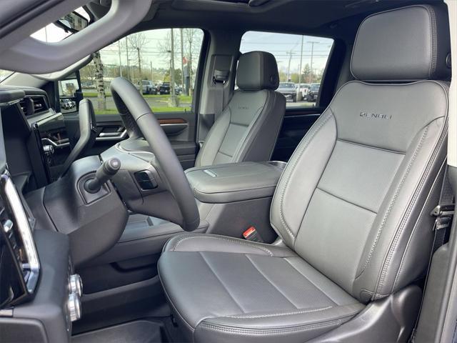 new 2025 GMC Sierra 3500 car, priced at $92,159