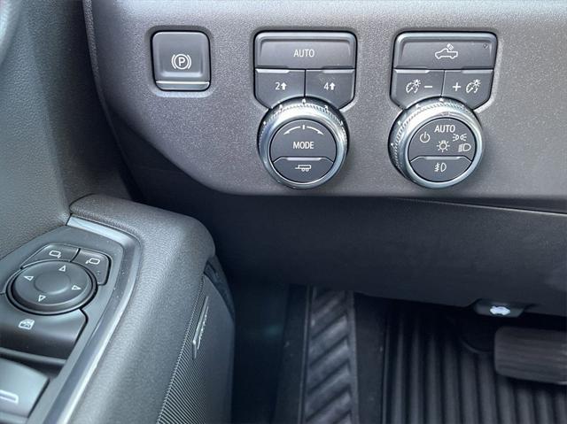 new 2025 GMC Sierra 1500 car, priced at $51,589