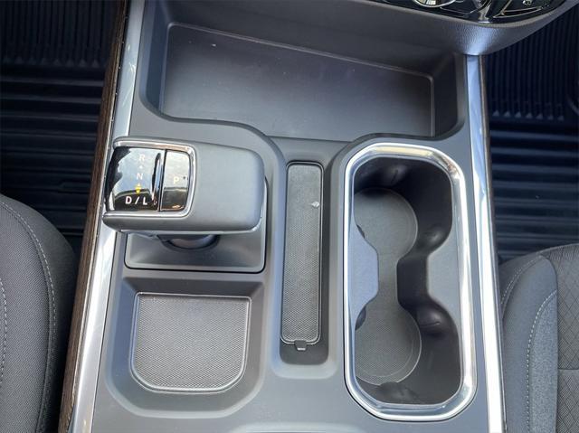 new 2025 GMC Sierra 1500 car, priced at $51,589