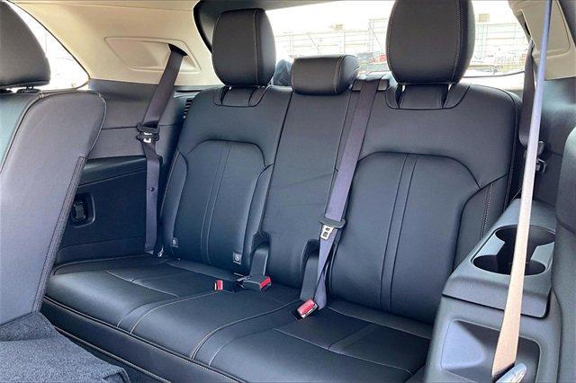 new 2025 Mazda CX-90 car, priced at $40,445