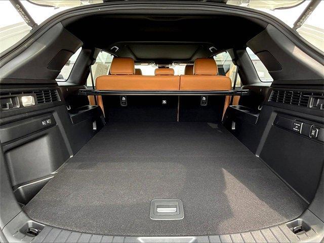 new 2025 Mazda CX-70 car, priced at $55,965