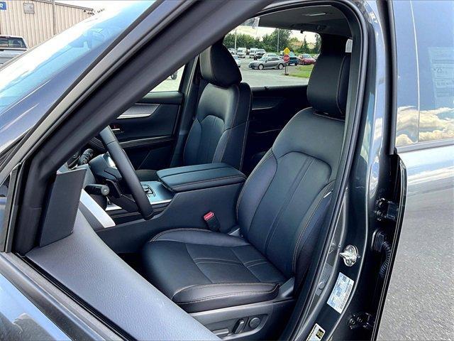 new 2025 Mazda CX-90 car, priced at $40,395