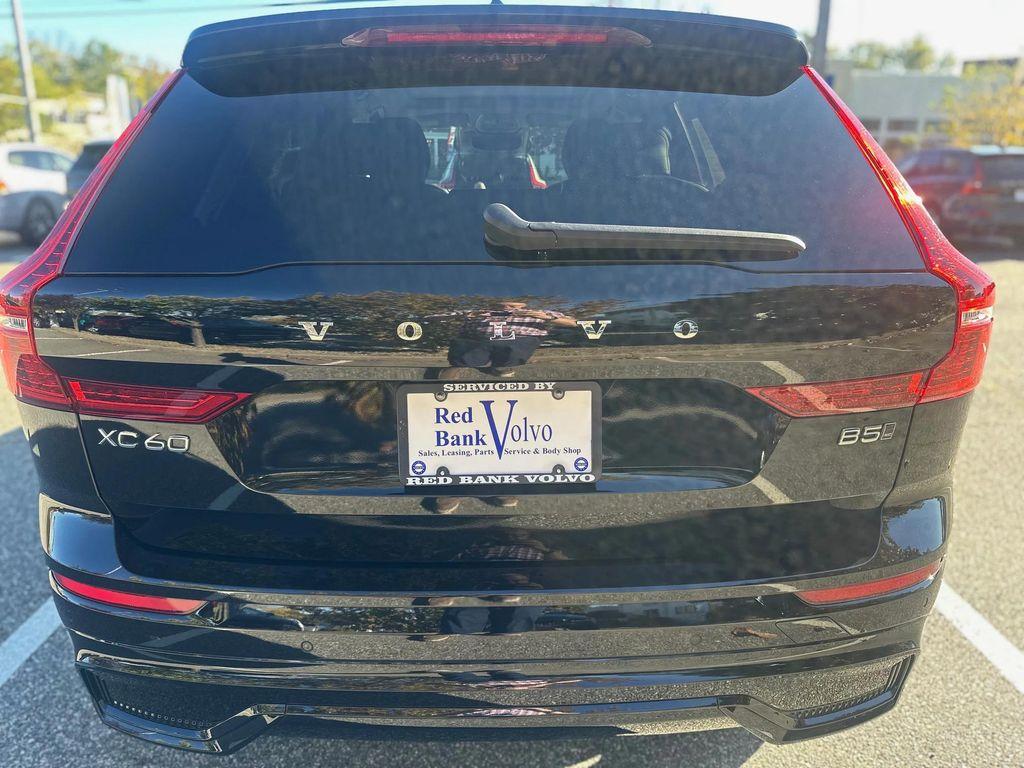 used 2025 Volvo XC60 car, priced at $37,999