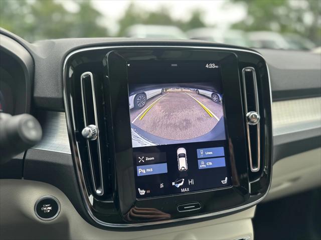 used 2020 Volvo XC40 car, priced at $26,999