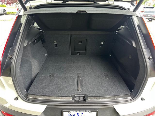 used 2019 Volvo XC40 car, priced at $21,999