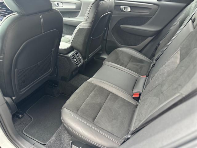 used 2019 Volvo XC40 car, priced at $21,999