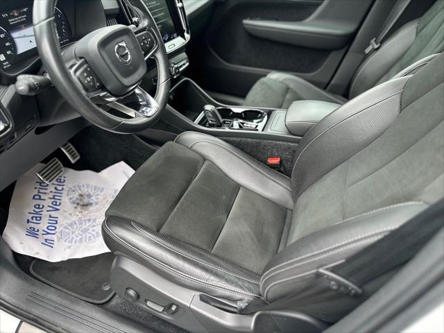 used 2019 Volvo XC40 car, priced at $21,999