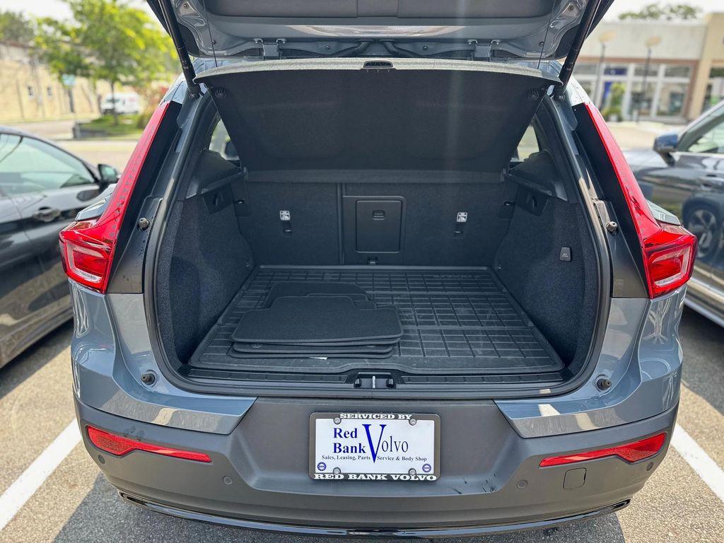 used 2023 Volvo XC40 car, priced at $28,999