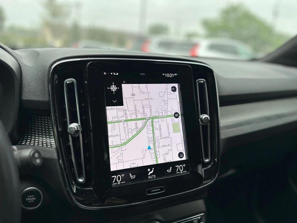 used 2022 Volvo XC40 car, priced at $31,999