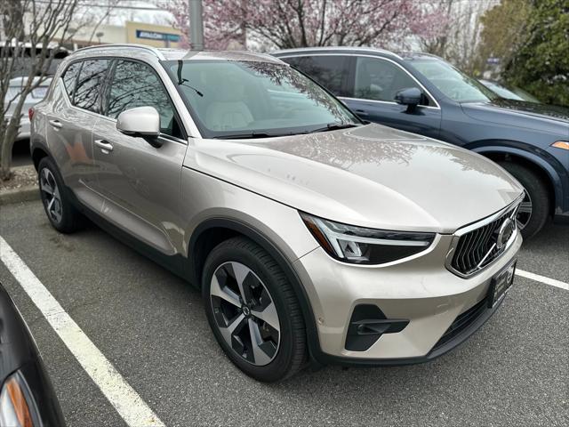used 2023 Volvo XC40 car, priced at $36,999