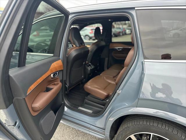 used 2022 Volvo XC90 car, priced at $43,999