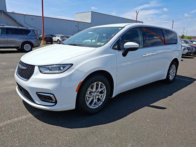 used 2023 Chrysler Pacifica car, priced at $27,468