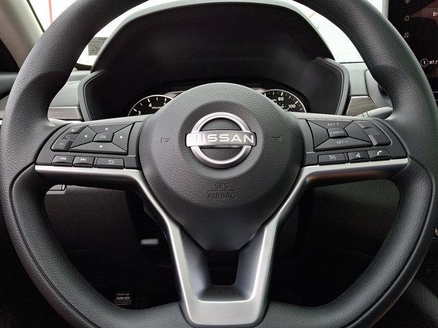 new 2025 Nissan Altima car