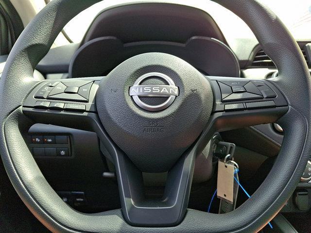 new 2024 Nissan Versa car