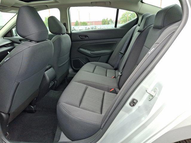 new 2025 Nissan Altima car