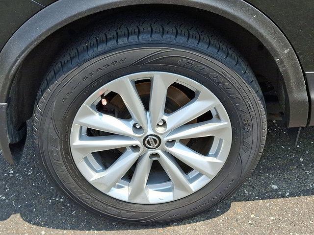 used 2019 Nissan Rogue Sport car, priced at $18,094