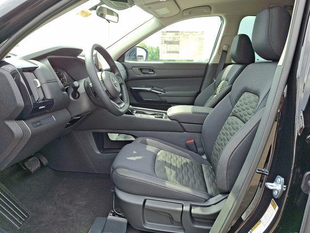 new 2025 Nissan Pathfinder car