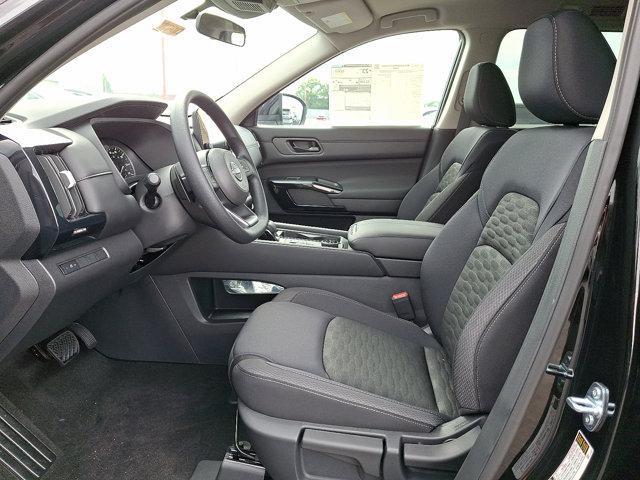 new 2025 Nissan Pathfinder car