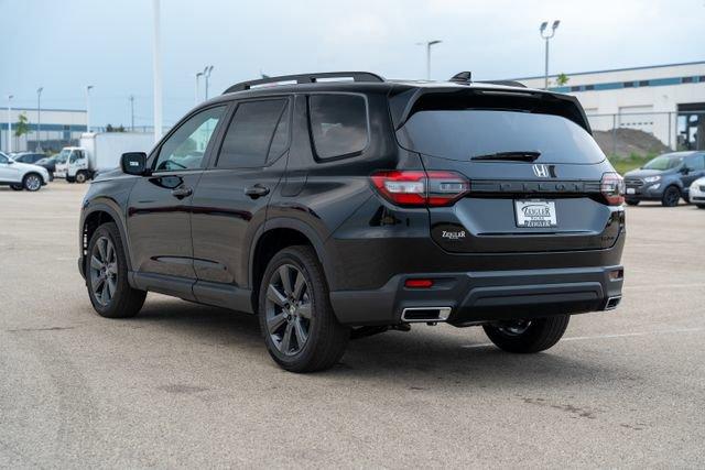 new 2025 Honda Pilot car, priced at $39,795