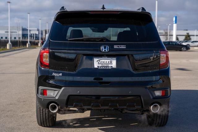 new 2025 Honda Passport car, priced at $46,365